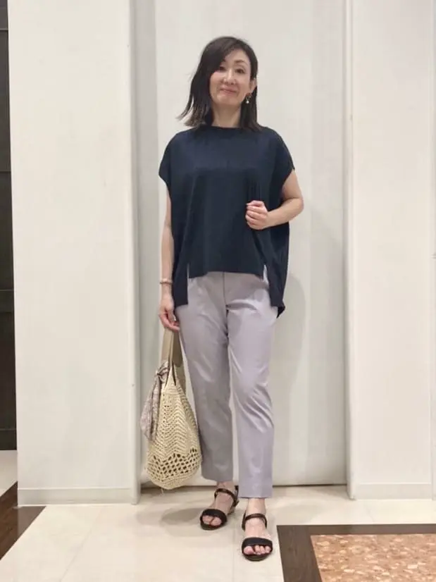 ANY SIS スタッフ コーディネート画像