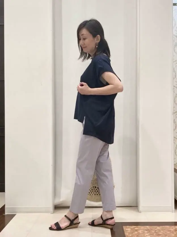 ANY SIS スタッフ コーディネート画像