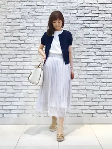 ANY SIS スタッフ コーディネート画像