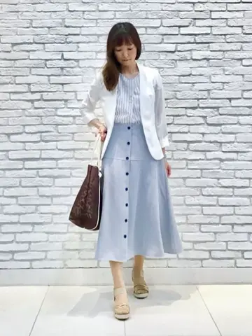 ANY SIS スタッフ コーディネート画像