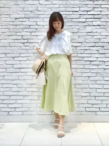 ANY SIS スタッフ コーディネート画像