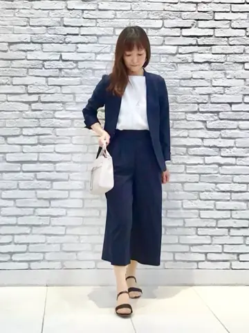 ANY SIS スタッフ コーディネート画像