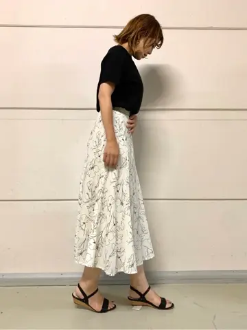 ANY SIS tomo コーディネート画像