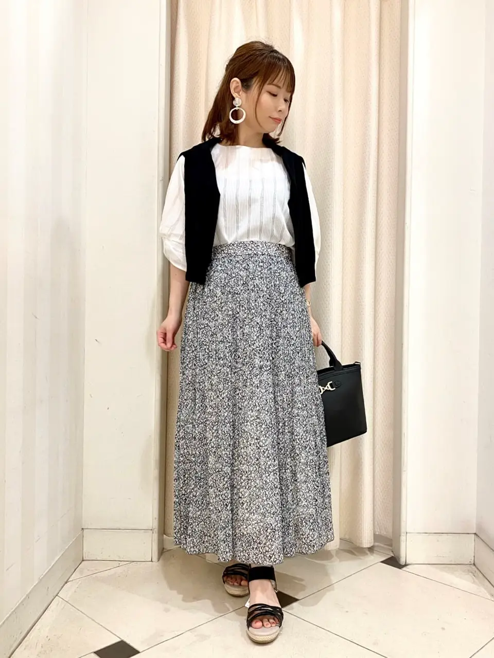 ANY SIS 横尾 コーディネート画像