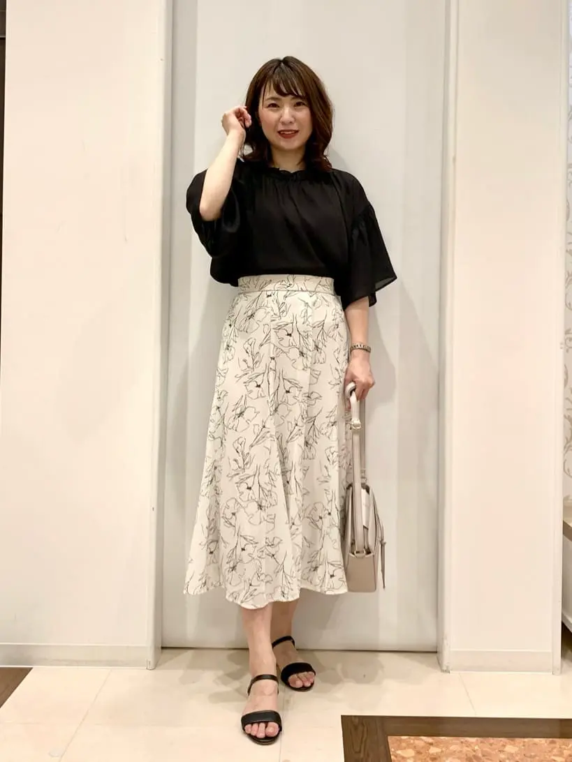 ANY SIS 横田 コーディネート画像