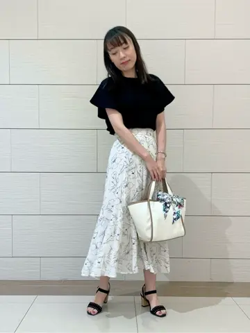 ANY SIS スタッフ コーディネート画像