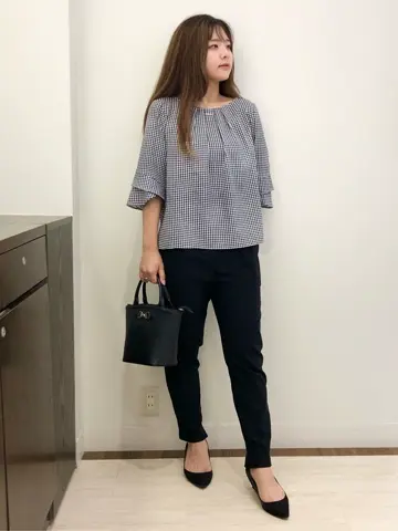 ANY SIS スタッフ コーディネート画像