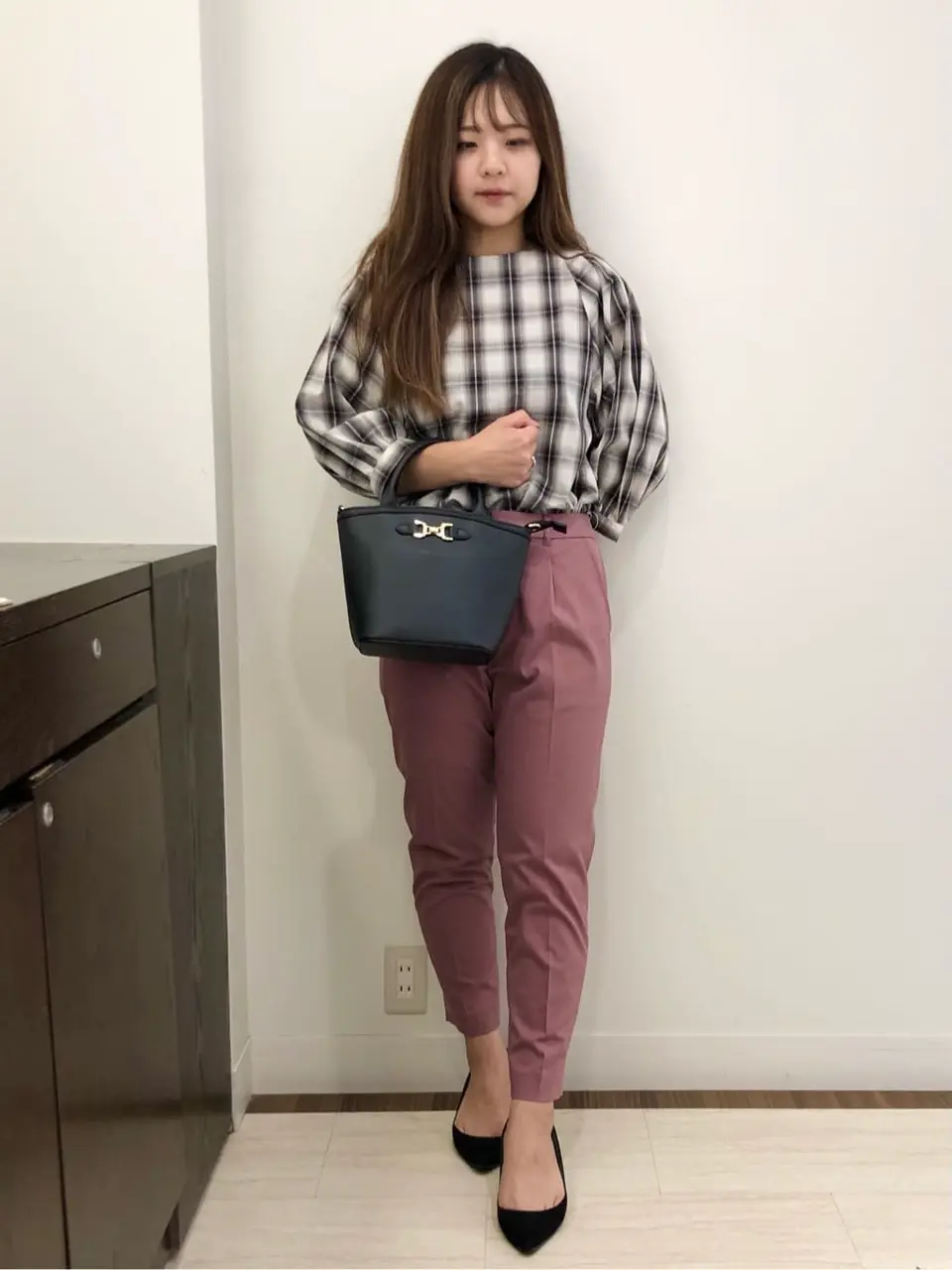 ANY SIS スタッフ コーディネート画像