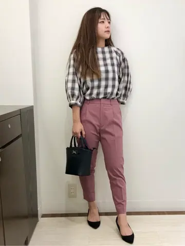 ANY SIS スタッフ コーディネート画像