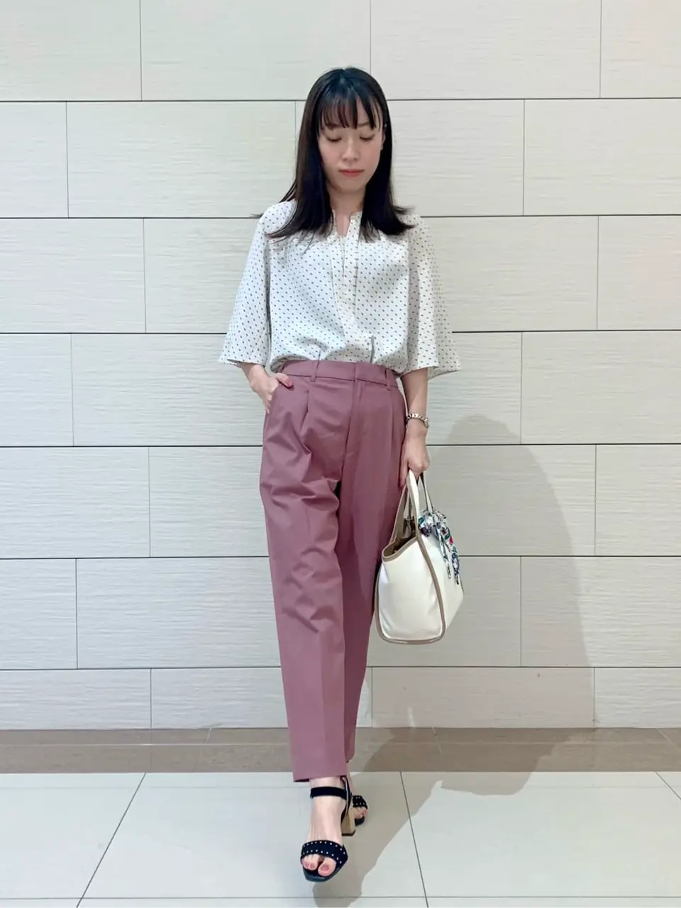 ANY SIS スタッフ コーディネート画像