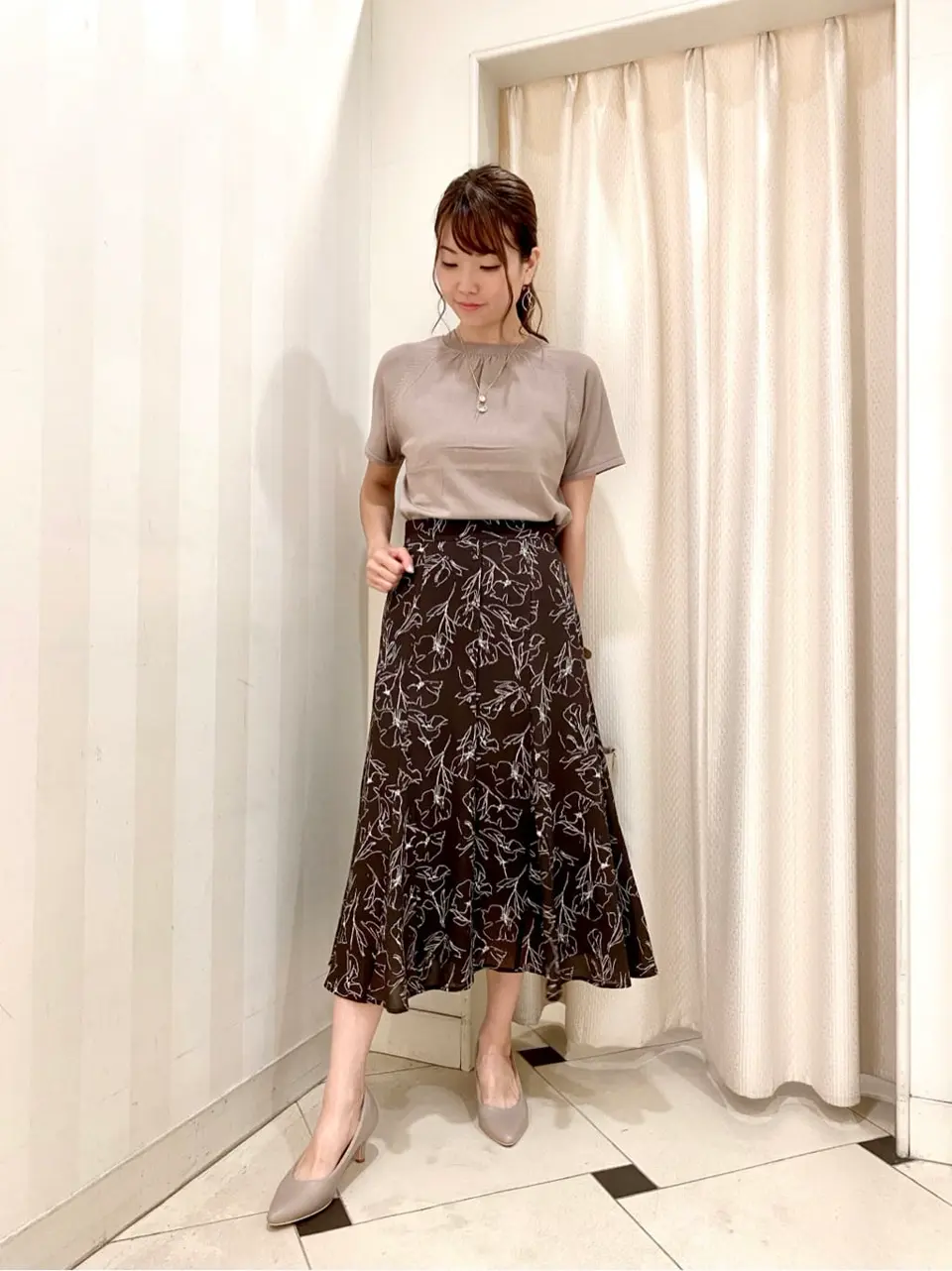 ANY SIS 金井 コーディネート画像