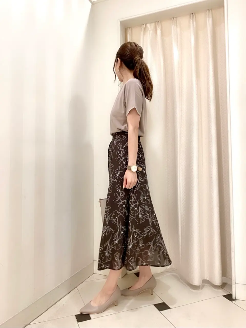 ANY SIS 金井 コーディネート画像