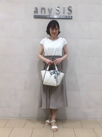 ANY SIS 髙橋 コーディネート画像