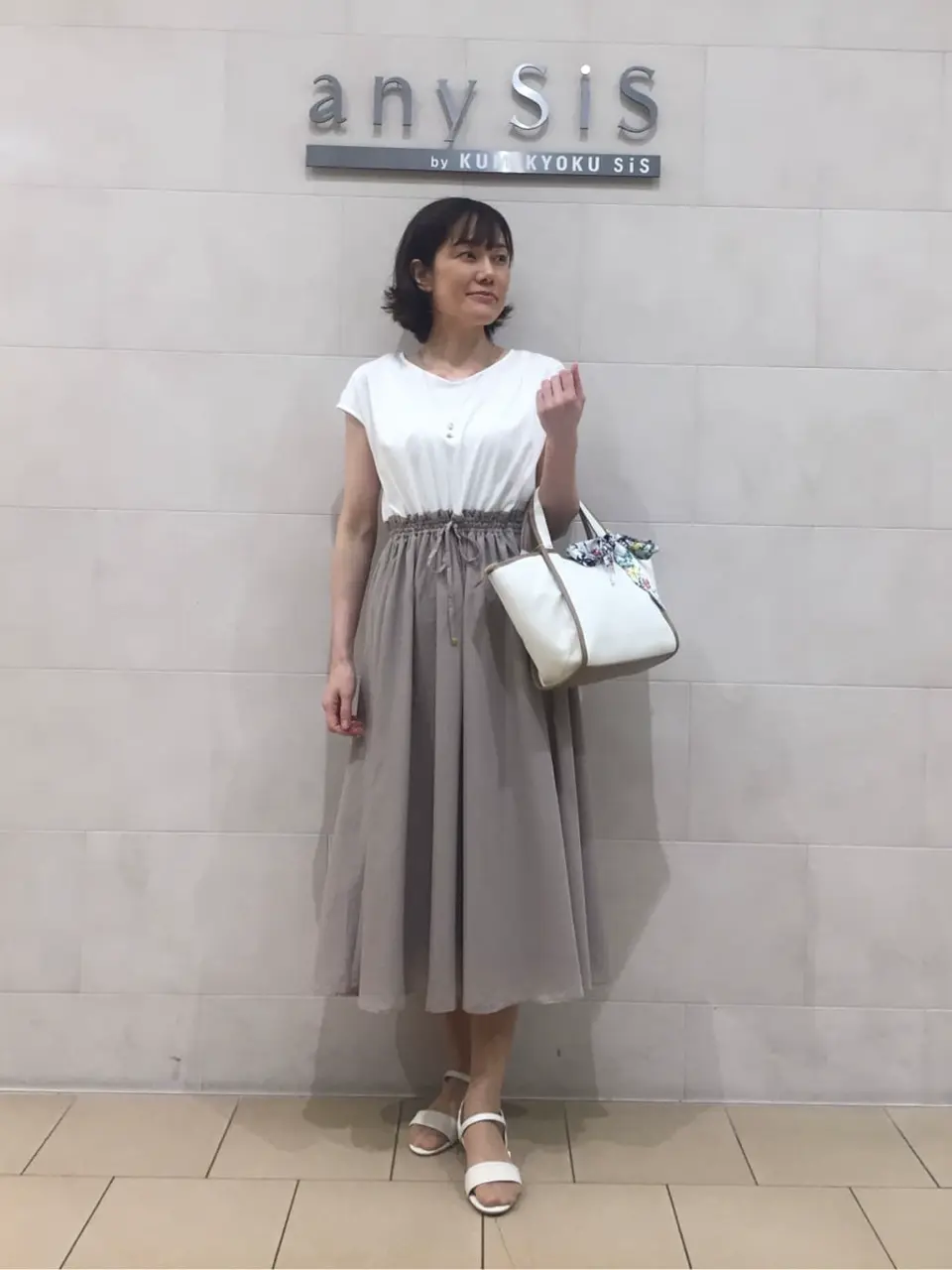 ANY SIS 髙橋 コーディネート画像