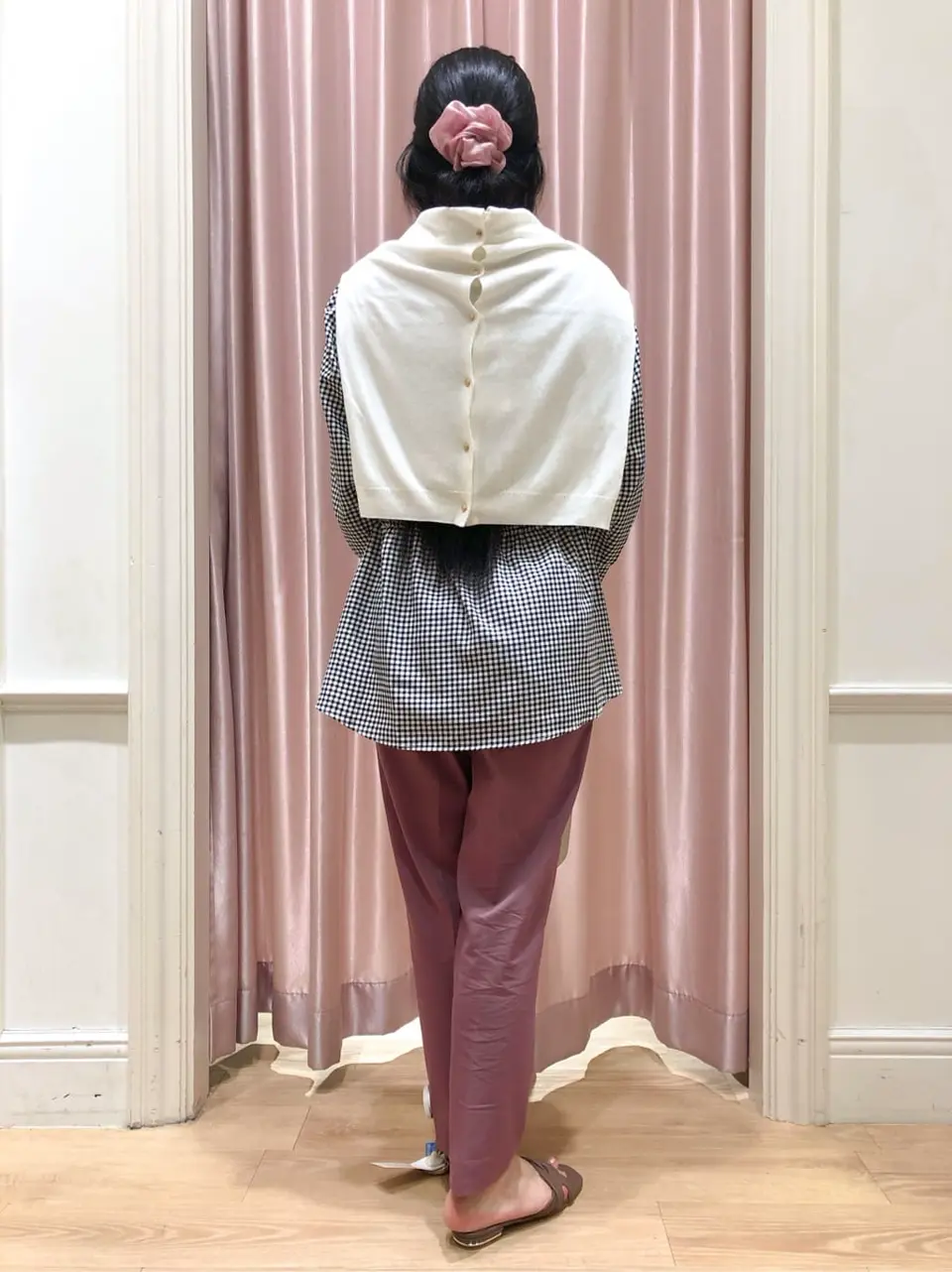 ANY SIS スタッフ コーディネート画像