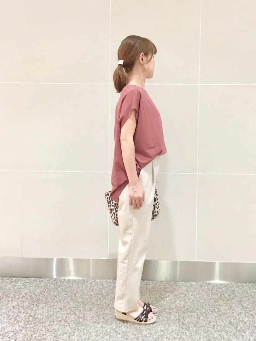 ANY SIS 浅野 コーディネート画像