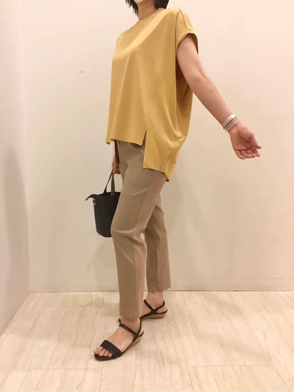 ANY SIS 藤森 コーディネート画像