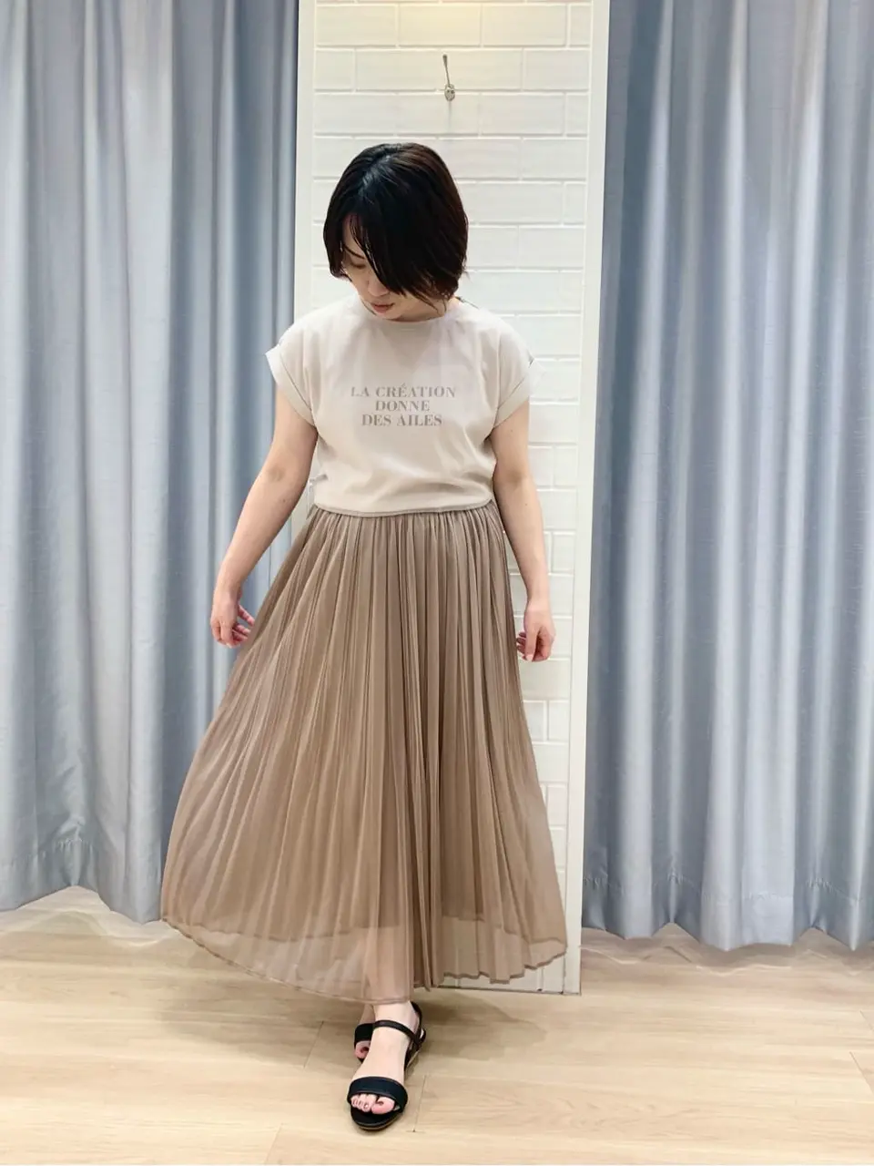 ANY SIS 丸岡 コーディネート画像