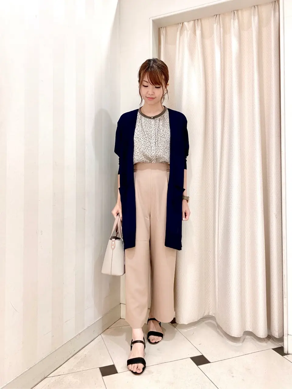 ANY SIS 金井 コーディネート画像