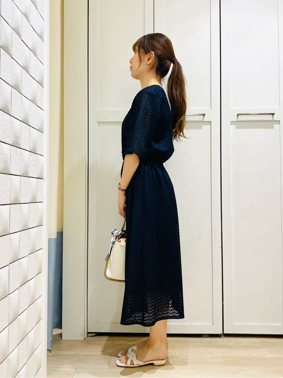 ANY SIS スタッフ コーディネート画像