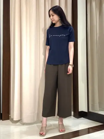 ANY SIS STAFF コーディネート画像