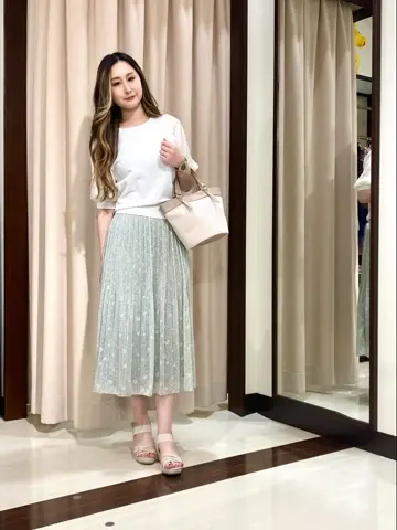 ANY SIS STAFF コーディネート画像