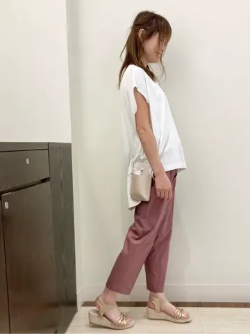 ANY SIS スタッフ コーディネート画像