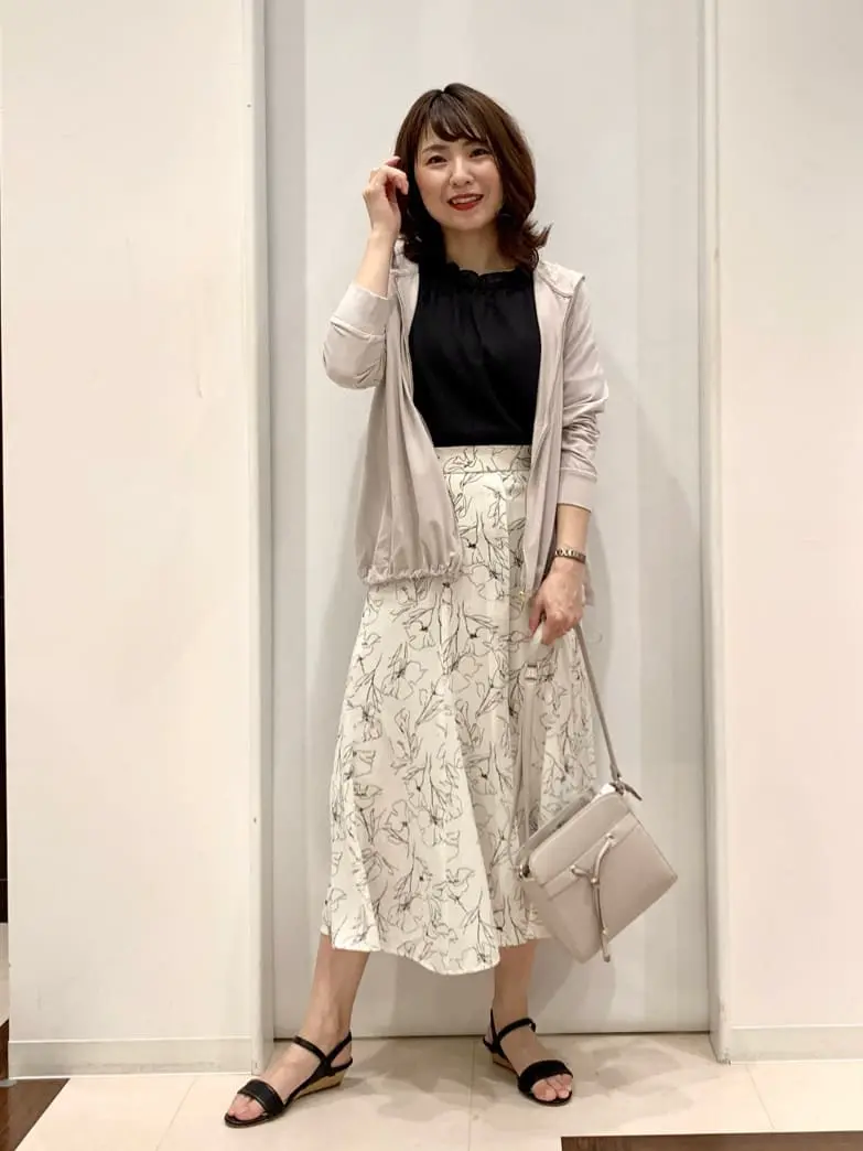 ANY SIS 横田 コーディネート画像