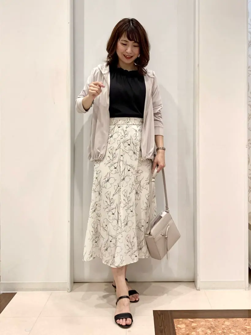 ANY SIS 横田 コーディネート画像