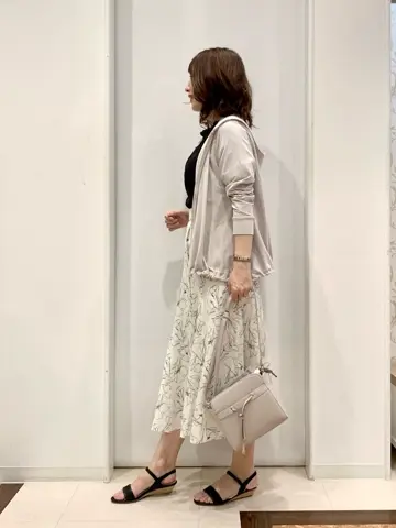 ANY SIS 横田 コーディネート画像