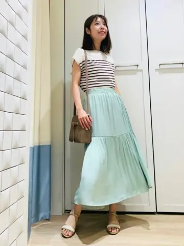 ANY SIS スタッフ コーディネート画像