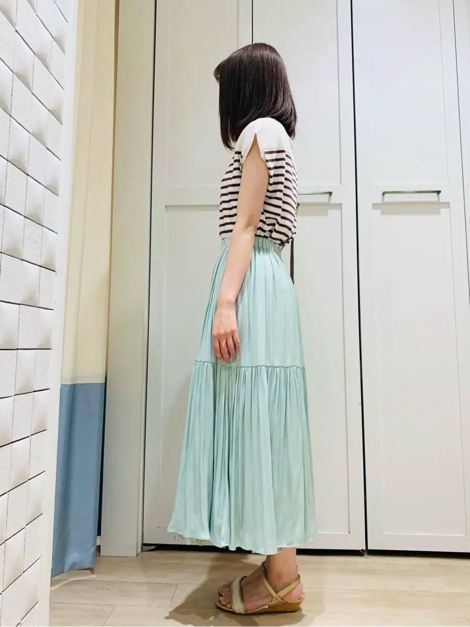 ANY SIS スタッフ コーディネート画像