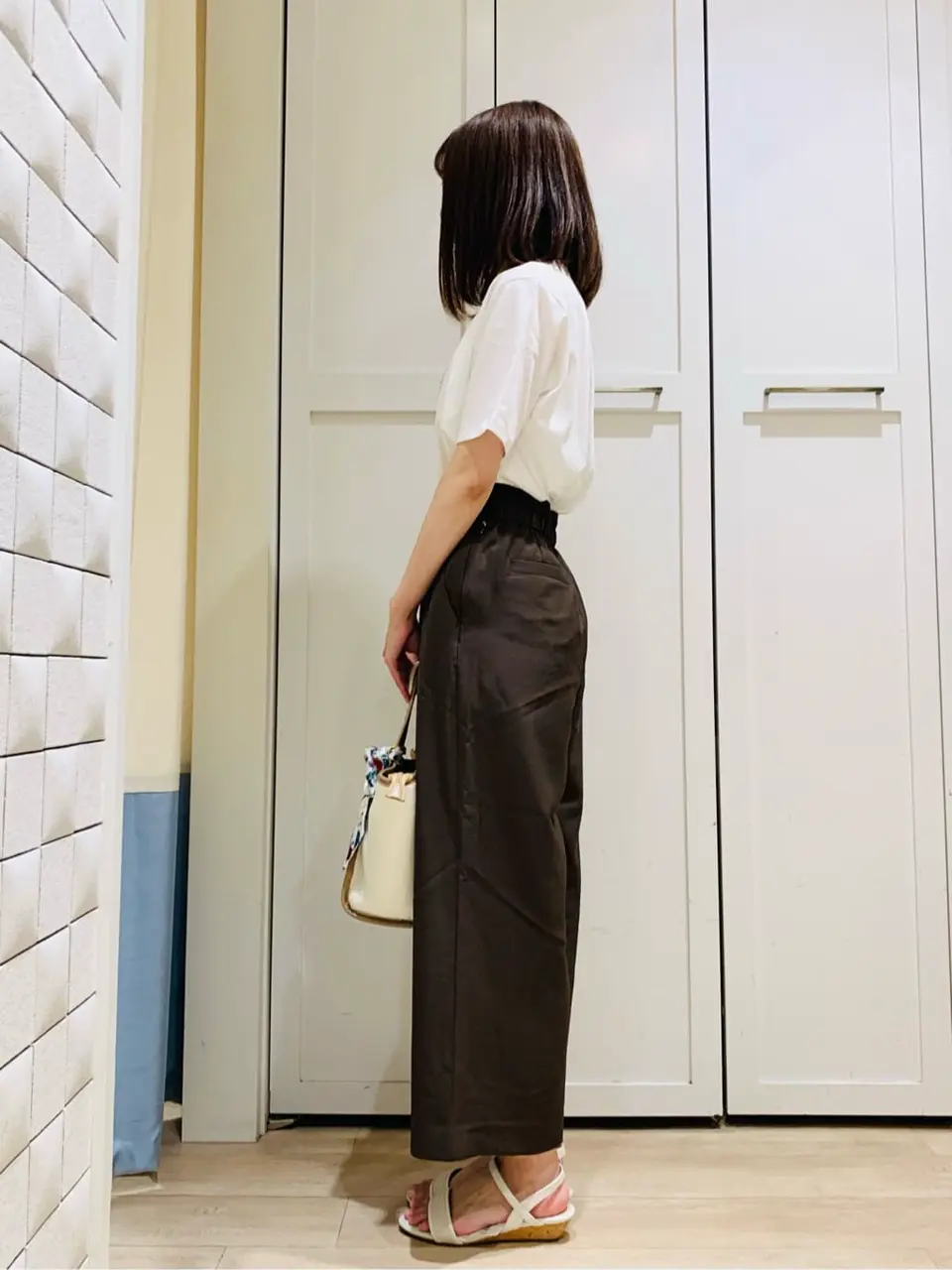 ANY SIS スタッフ コーディネート画像