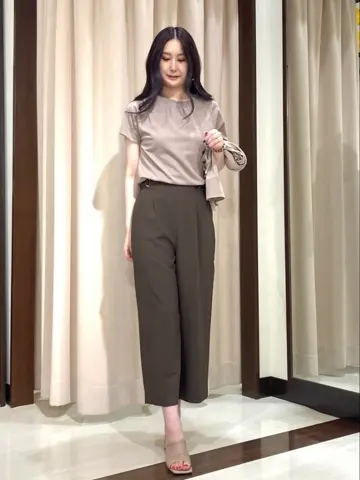 ANY SIS STAFF コーディネート画像