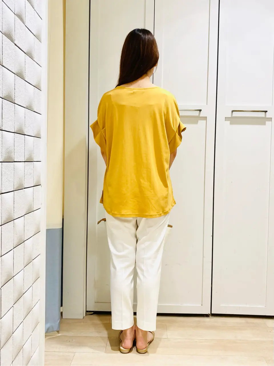 ANY SIS スタッフ コーディネート画像