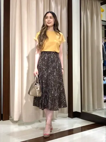 ANY SIS STAFF コーディネート画像