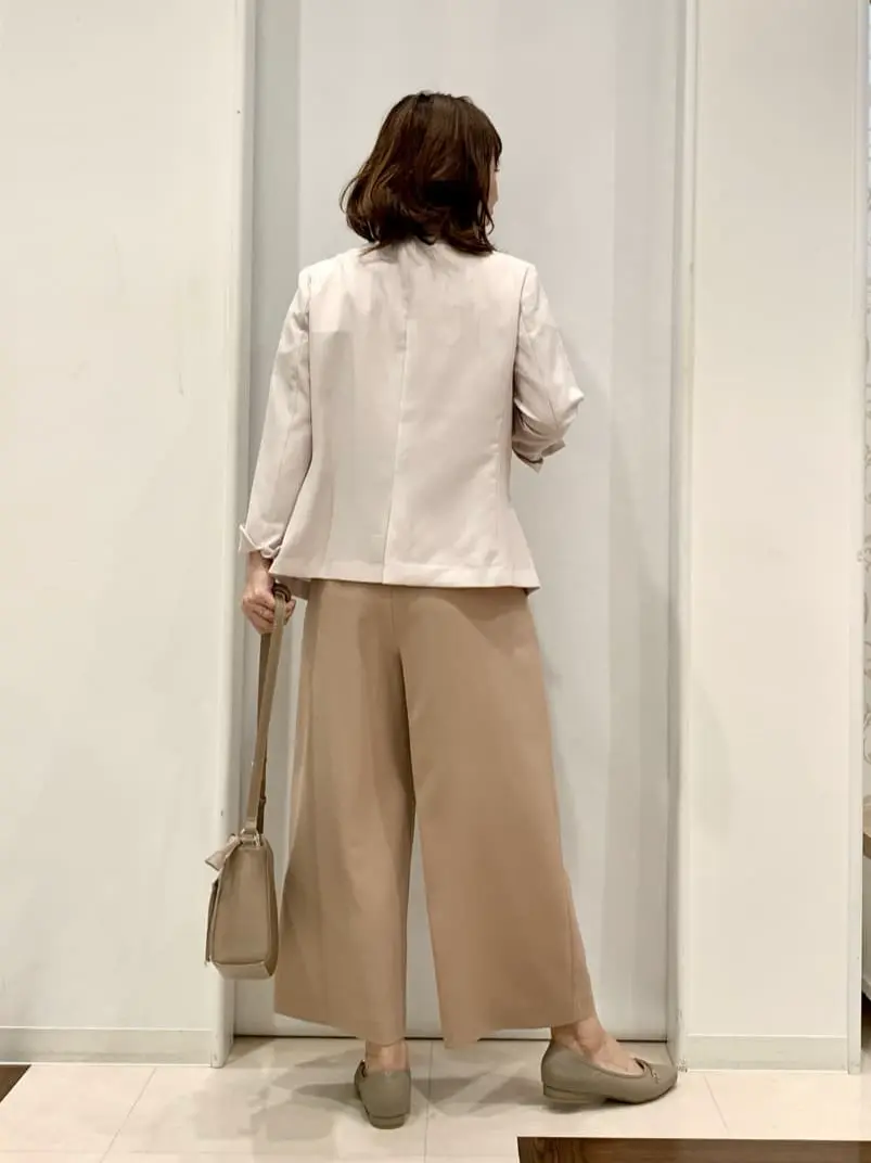 ANY SIS 横田 コーディネート画像