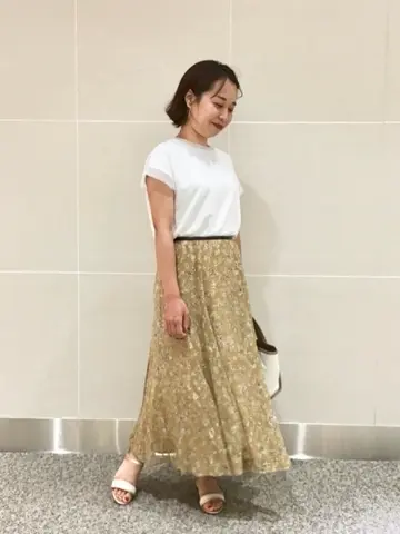 ANY SIS スタッフ コーディネート画像