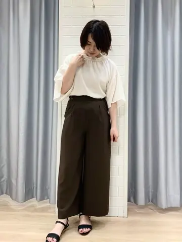 ANY SIS 丸岡 コーディネート画像