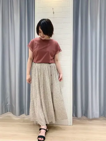 ANY SIS 丸岡 コーディネート画像