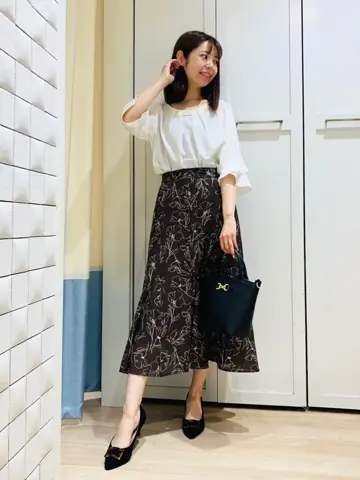 ANY SIS スタッフ コーディネート画像