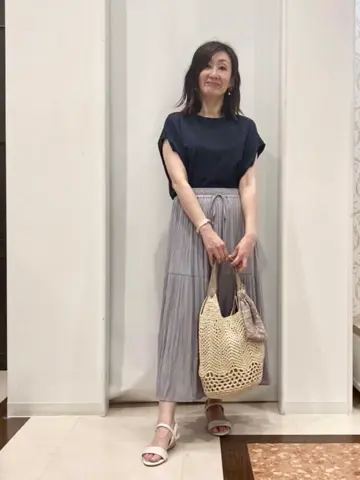 ANY SIS スタッフ コーディネート画像