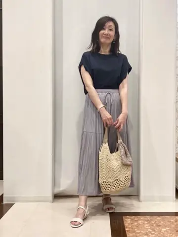 ANY SIS スタッフ コーディネート画像