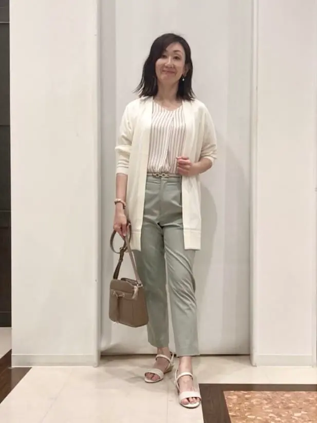 ANY SIS スタッフ コーディネート画像