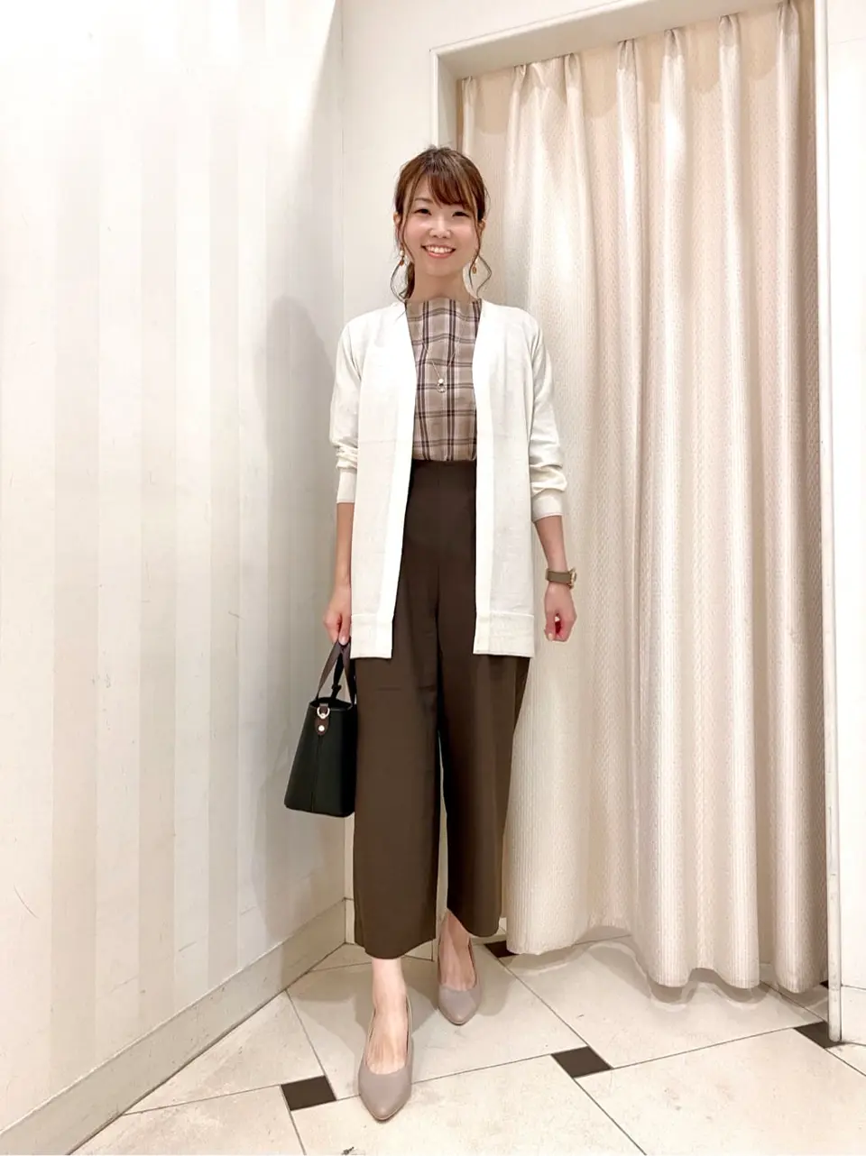 ANY SIS 金井 コーディネート画像