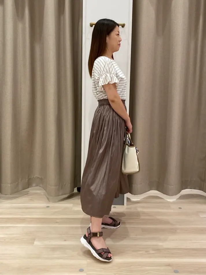 ANY SIS 瀬野 コーディネート画像