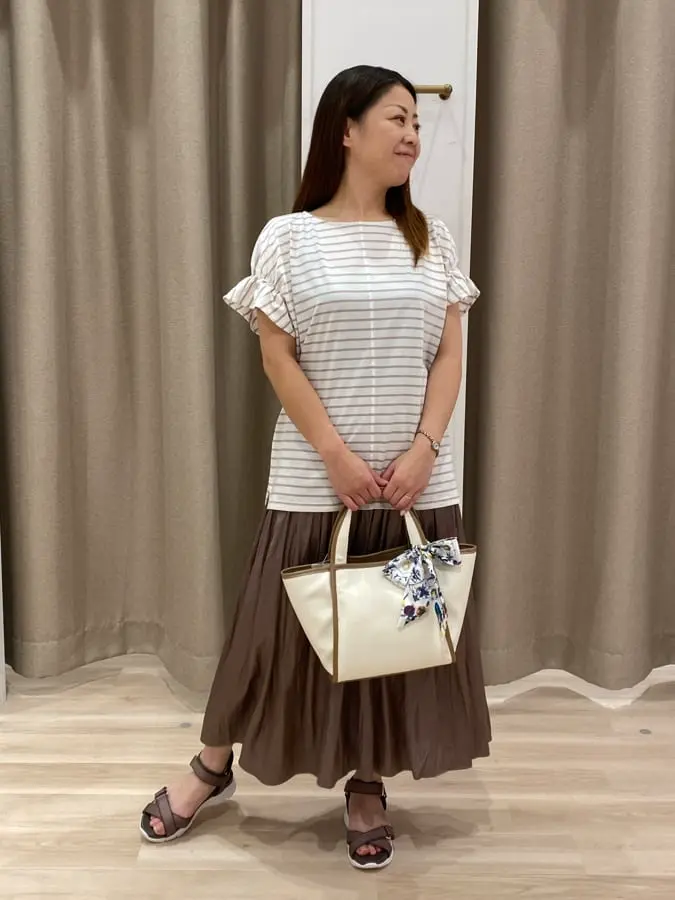 ANY SIS 瀬野 コーディネート画像