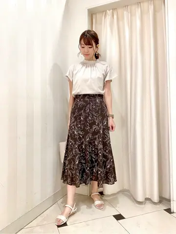 ANY SIS 金井 コーディネート画像