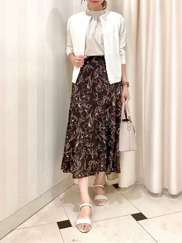 ANY SIS 金井 コーディネート画像