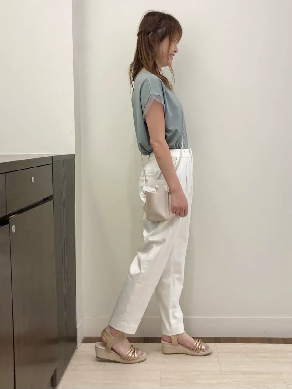 ANY SIS スタッフ コーディネート画像